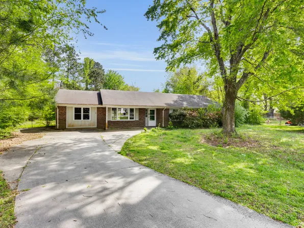 104 E Lariat Ln, Havelock, NC 28532