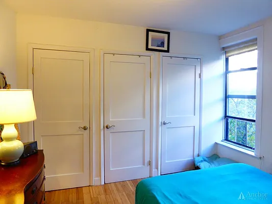 Rented by Anchor Associates | media 3