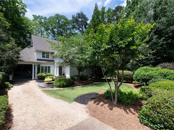 3000 Saint Annes Ln NW, Atlanta, GA 30327