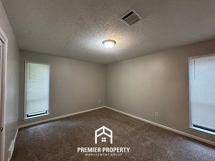 2295 Carrollwood Ln — Photo 17
