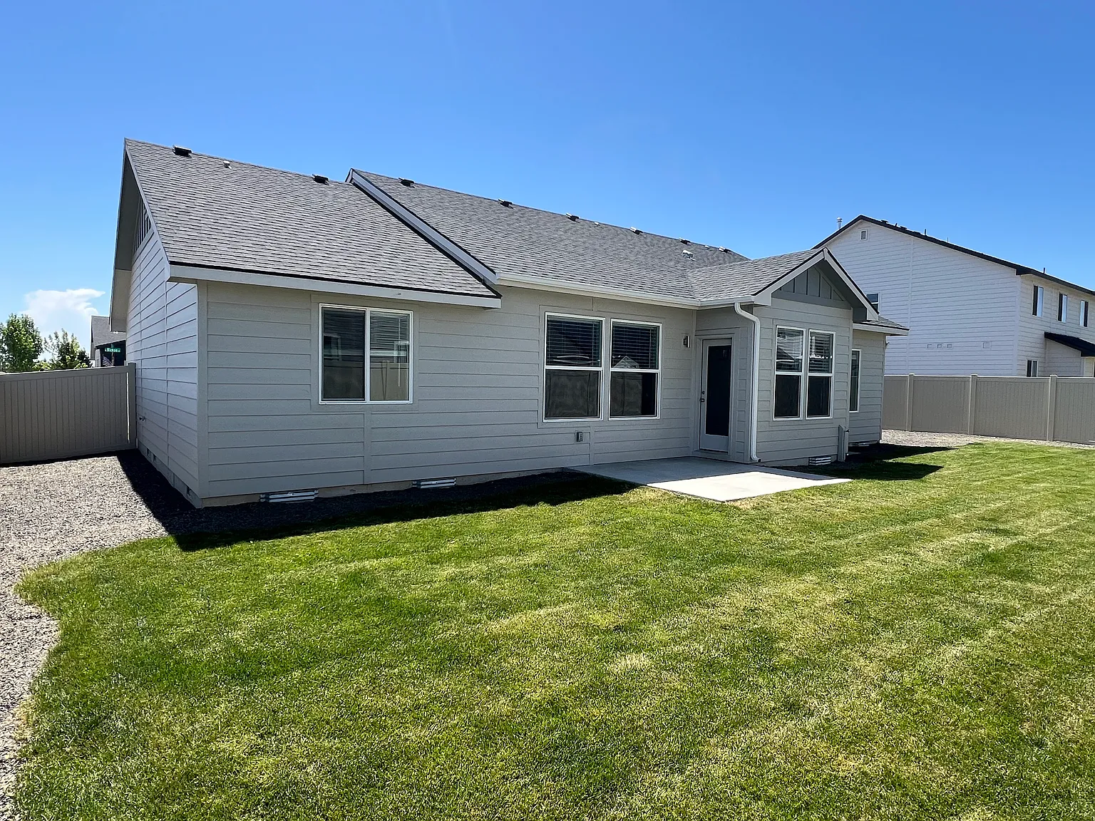 2150 W Rickon St — Photo 2
