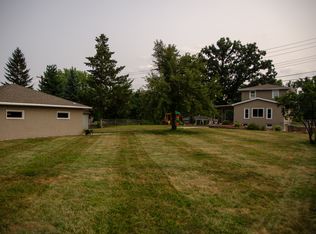 2267 17th Ave E, North Saint Paul, MN 55109