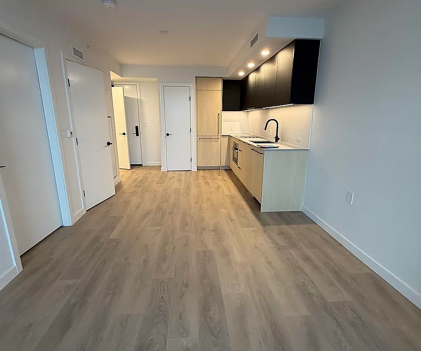 1st image of 13738 Central Ave #1511