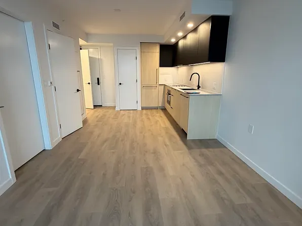 13738 Central Ave, Surrey, BC