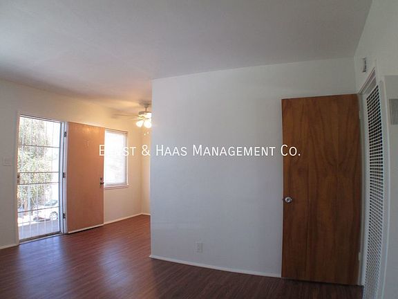 4th image of 702 E 56th St APT 7