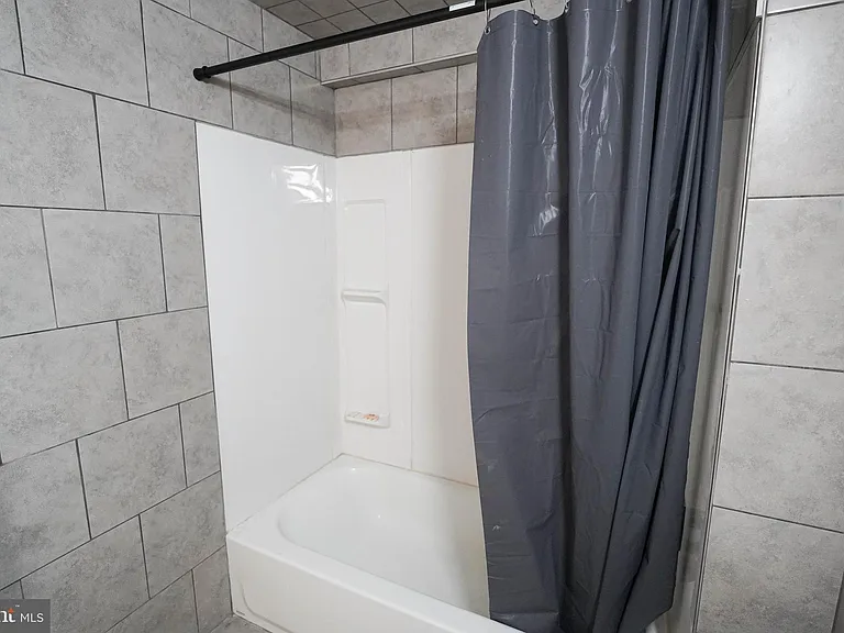 231 Newton St #A — Photo 19