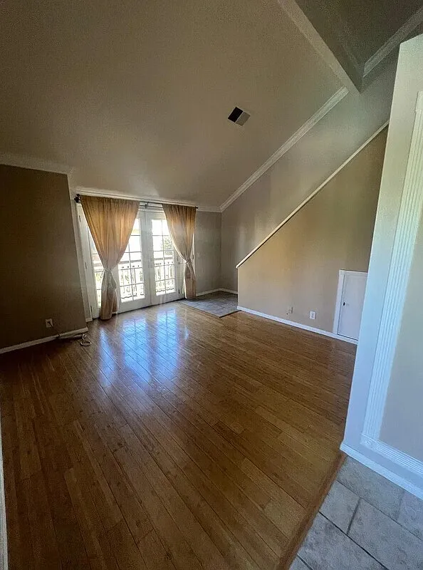 1 bed, 636 sqft, $1,880 — Photo 3