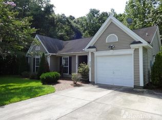 8520 Sutton Pl, North Charleston, SC 29420