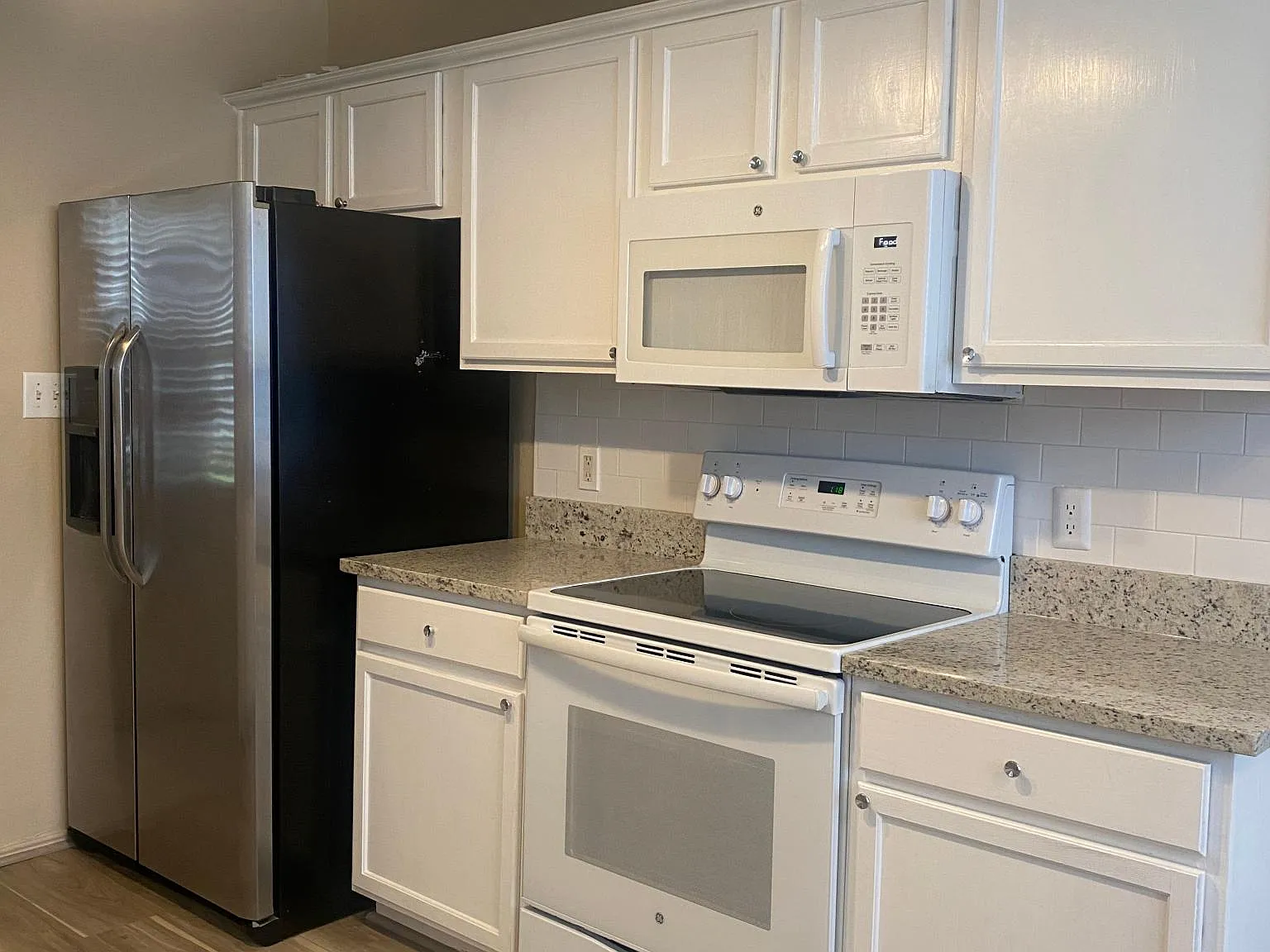 3948 Parkhaven Dr — Photo 4
