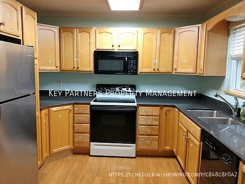 8914 Gillette St — Photo 6