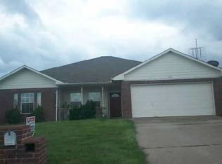 400 Wildcat Dr, Waco, TX 76705