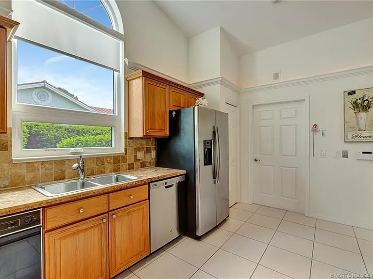 2018 NW Laurel Oak Ln — Photo 13