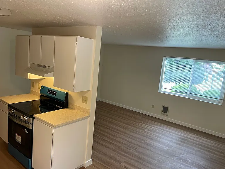 10619 E Riverside Dr #10620 — Photo 1
