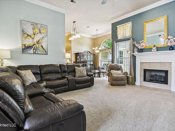 5th image of 7944 Hilo Way