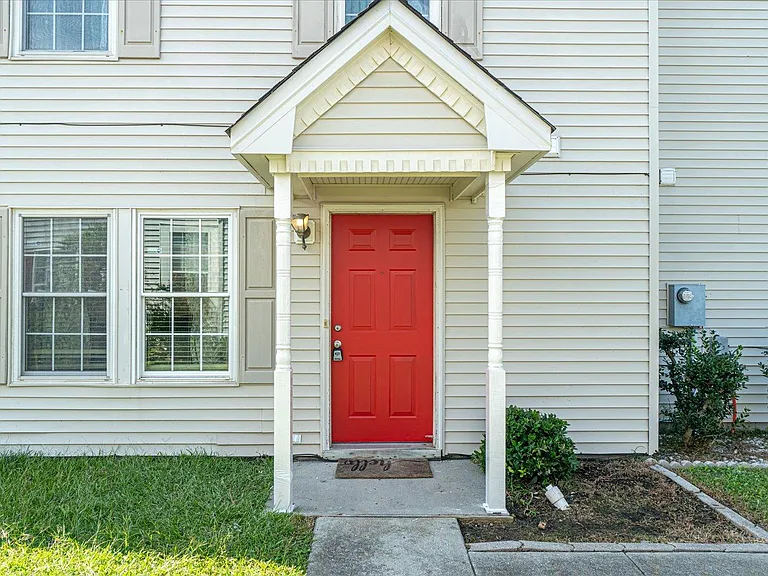 6226 Oakglen Dr — Photo 7
