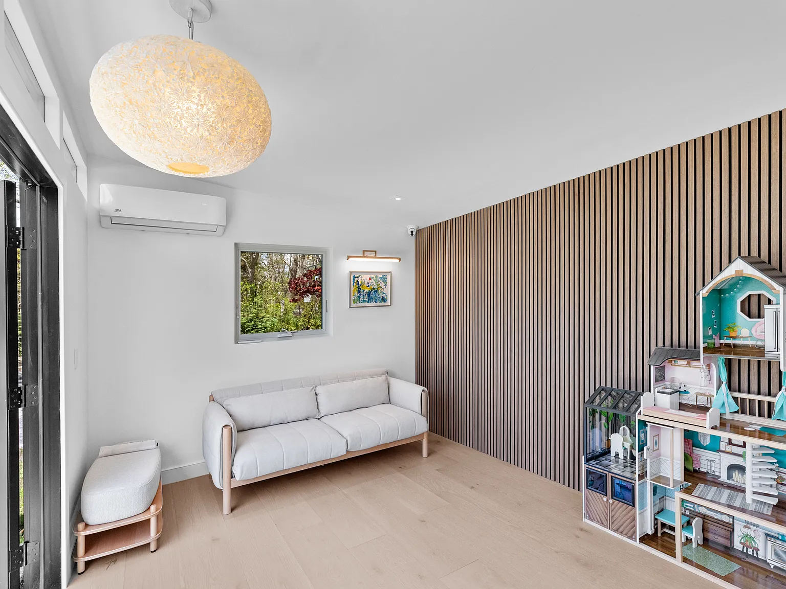New Gated Compound with Tennis — Photo 4