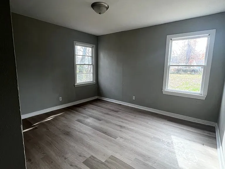 3204 McGregor St — Photo 8