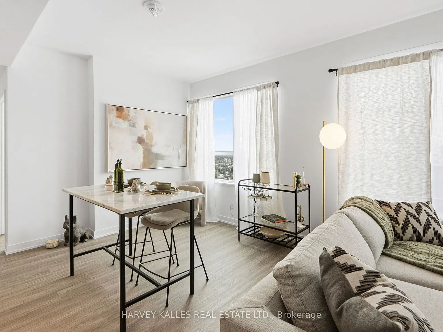 2 bed, $2,940 — Photo 4