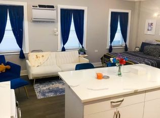 855 Lake St APT 506, Oak Park, IL 60301