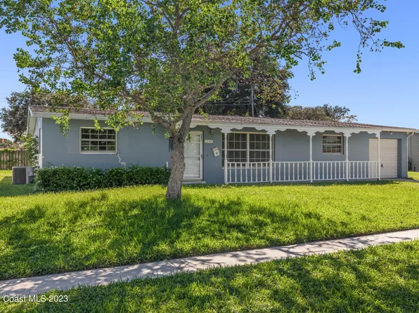 1799 Hudson Cir S, Melbourne, FL 32935