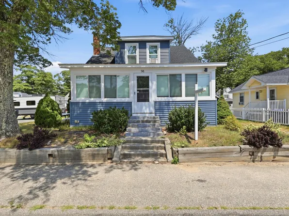 94 Saco Avenue, Old Orchard Beach, ME 04064