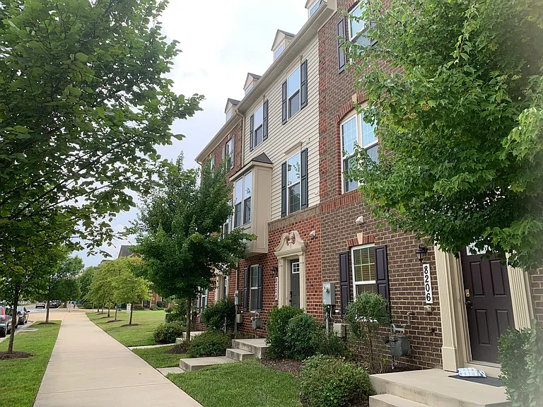 8206 Greenbelt Station Pkwy — Photo 4