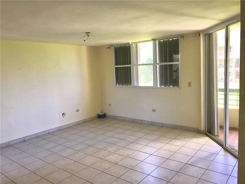 2nd image of 543 Flamingo Street Cond. Chalets De La Playa Apt.