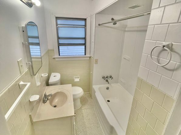 59 Marigold Ave #2