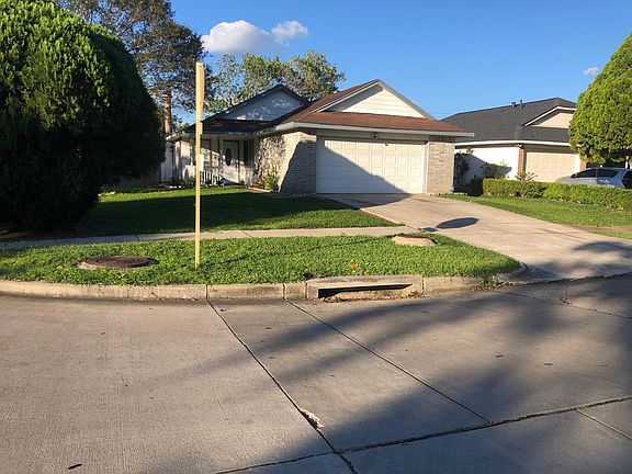 3rd image of 14038 Blue Falls Dr