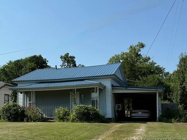 822 E 22nd St, Ada, OK 74820