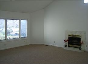 4th image of 806 Xanadu Ct