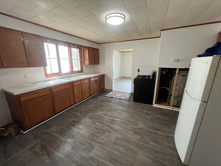 217 Cable St — Photo 14