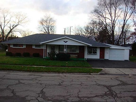 2nd image of 4567 Harbison St
