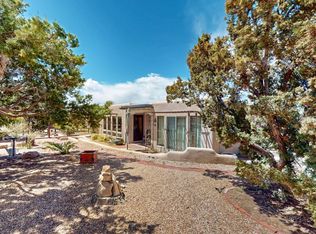 30 Alcalde Rd, Santa Fe, NM 87508