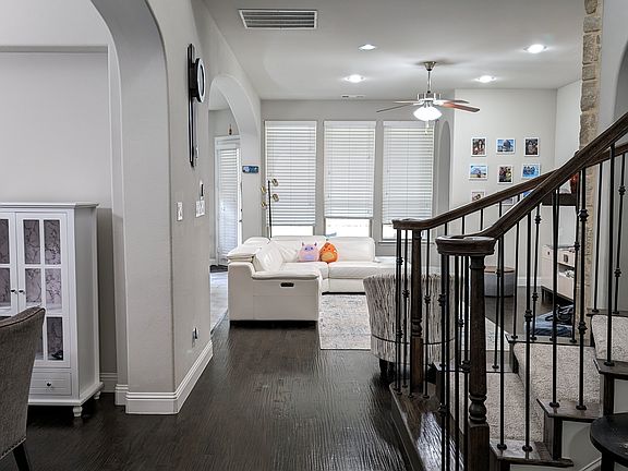 5th image of 646 Banbury Rd