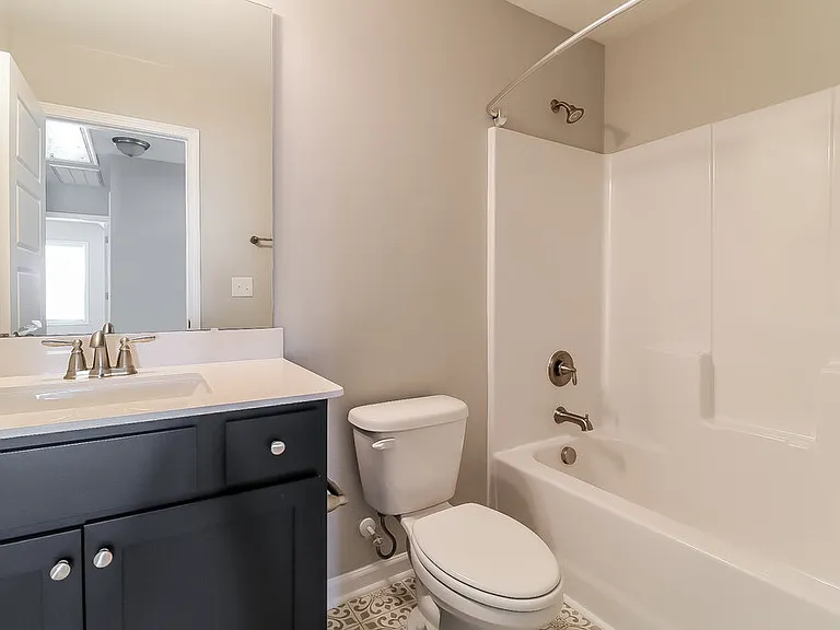 12 Patagonia Pl — Photo 18