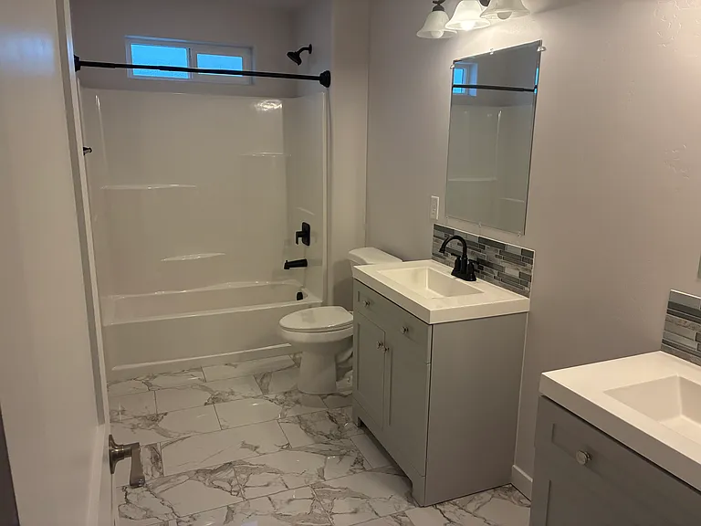 2512 Concho Way #12 — Photo 2