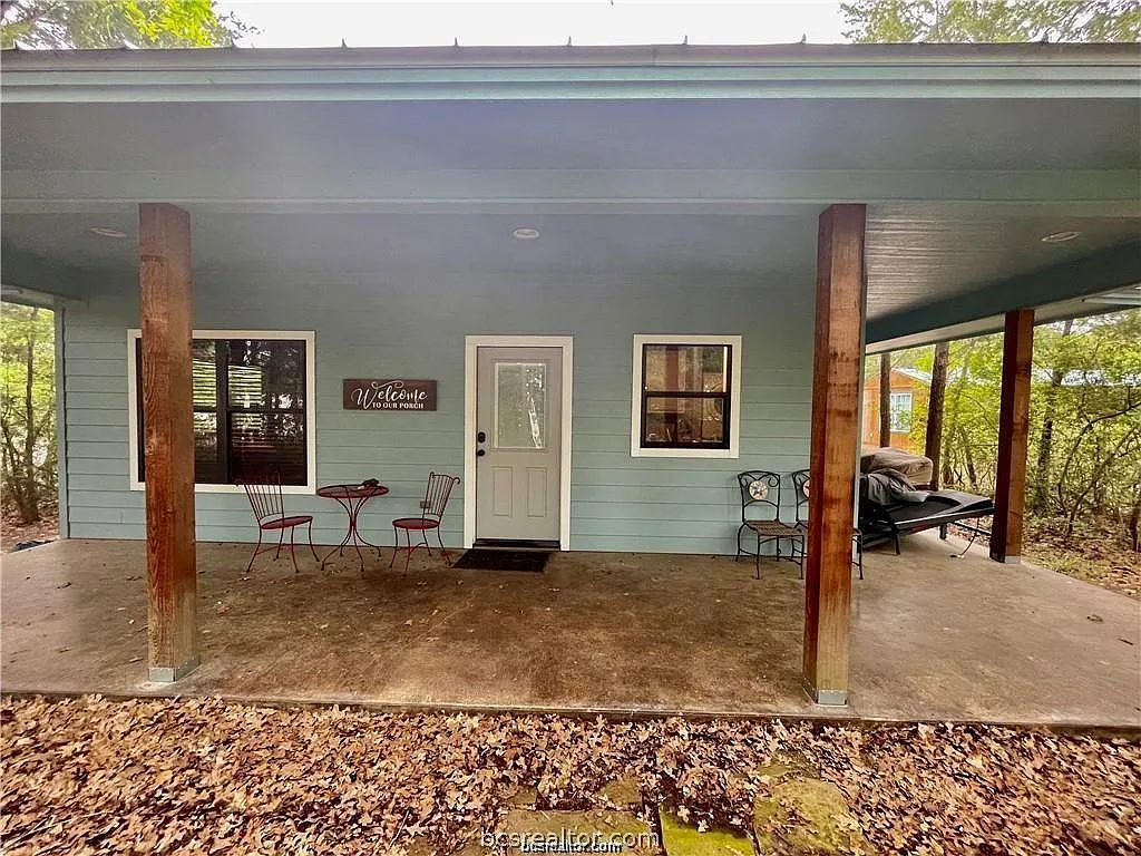 Building Photo - 11357 Oak Lake Rd