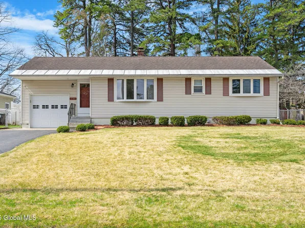 2781 Maida Lane, Schenectady, NY 12306