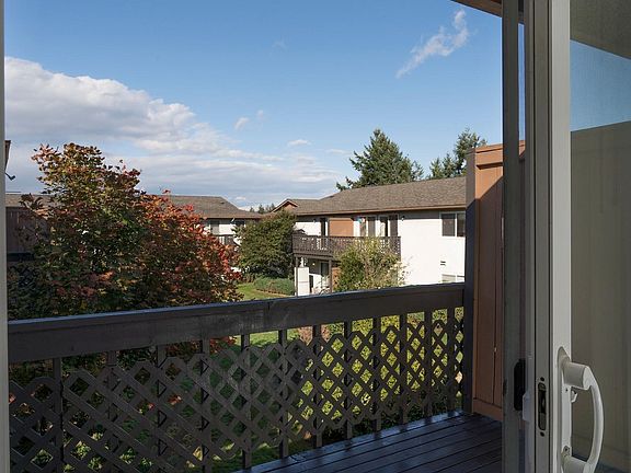 3rd image of 14701 C St S APT 50