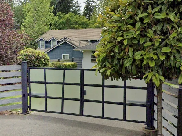 2410 Grandview Drive W, University Place, WA 98466