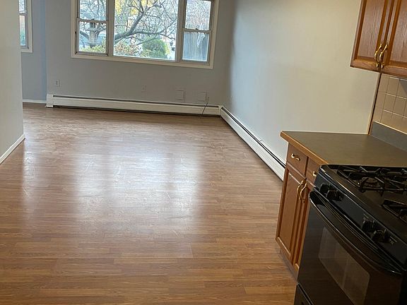 4th image of 1 Ada Dr Floor 1
