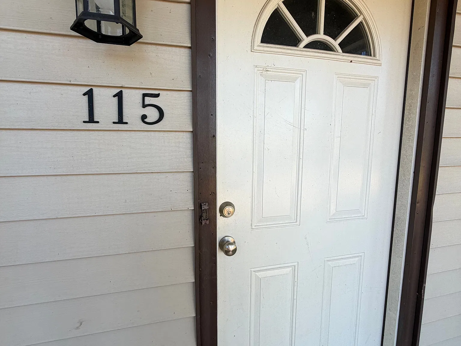 3 bed, 1.5 bath, 1472 sqft, $1,795 — Photo 3