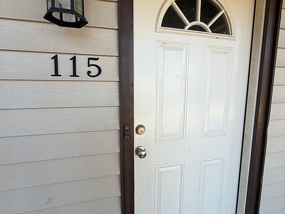 3rd image of 115 Hiett Ln