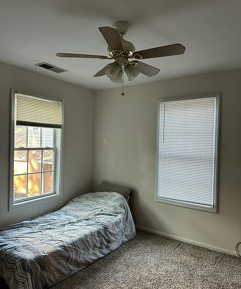 657 Home Ave SE — Photo 16