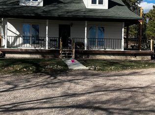 10 Ranch Market Rd, Newcastle, WY 82701