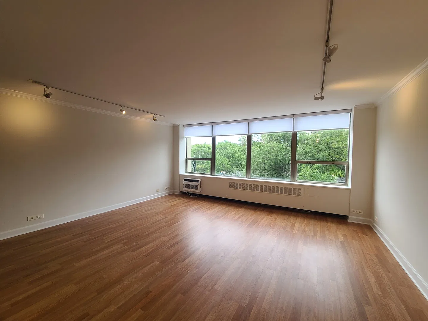 1 bed, 750 sqft, $2,650 — Photo 2