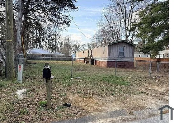 3 bed, $1,275 — Photo 4