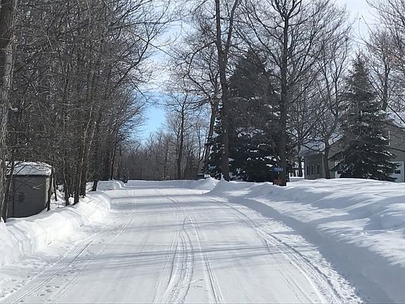 4th image of 19083 N Union Dr