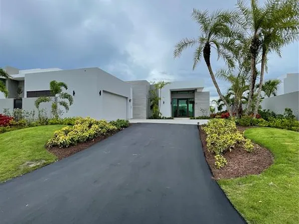 Isles 23 Icacos Ln, Dorado, PR 00646